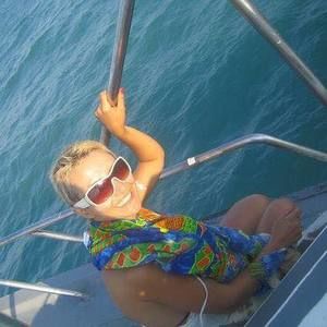 Meet your Posher, Parisa